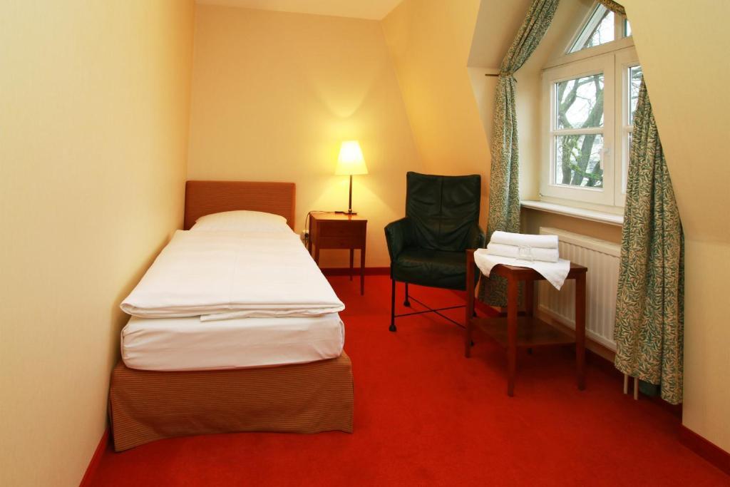 Romantik Hotel Kaufmannshof Bergen Auf Rugen Quarto foto